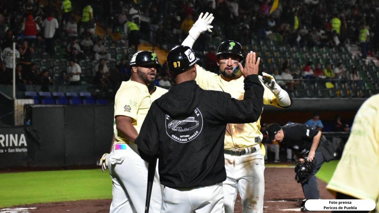 Pericos de Puebla: Lluvia de jonrones a Tigres